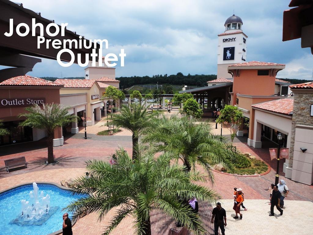 Palazzo Hotel Kulai Exterior foto