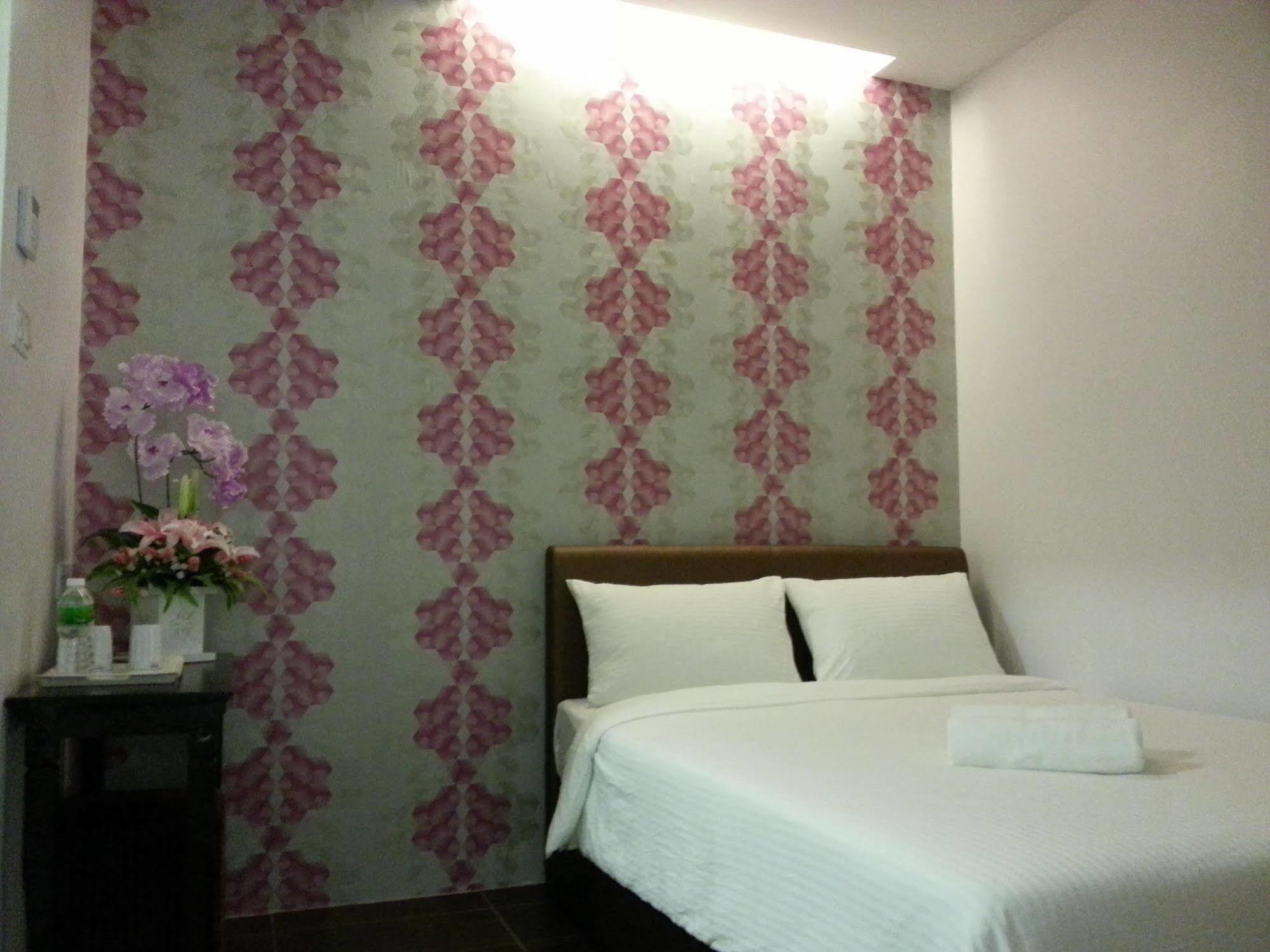 Palazzo Hotel Kulai Exterior foto