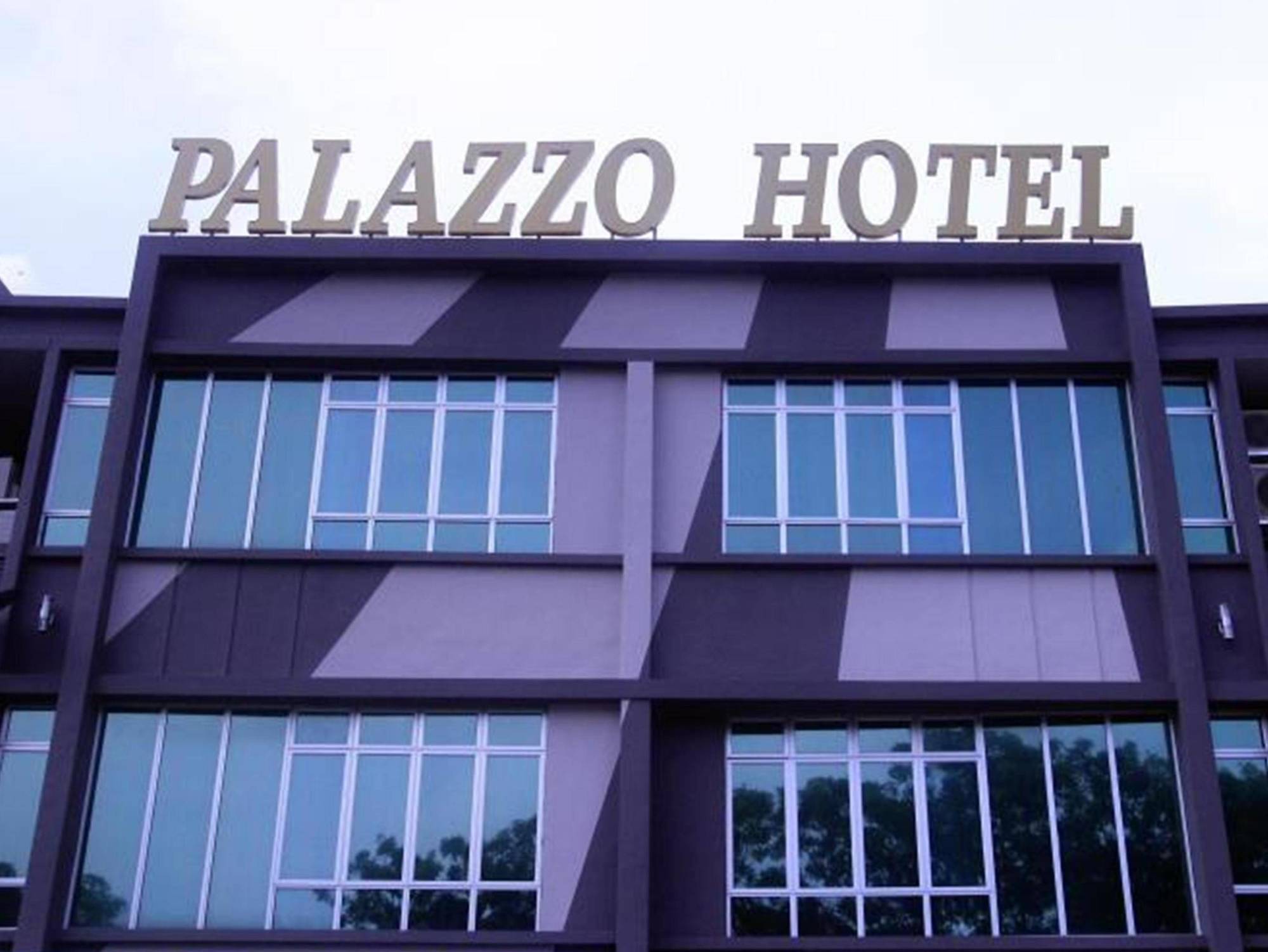 Palazzo Hotel Kulai Exterior foto